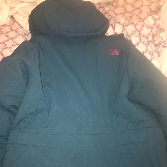 Women’s North Face Jacket - Picture 5 of 5